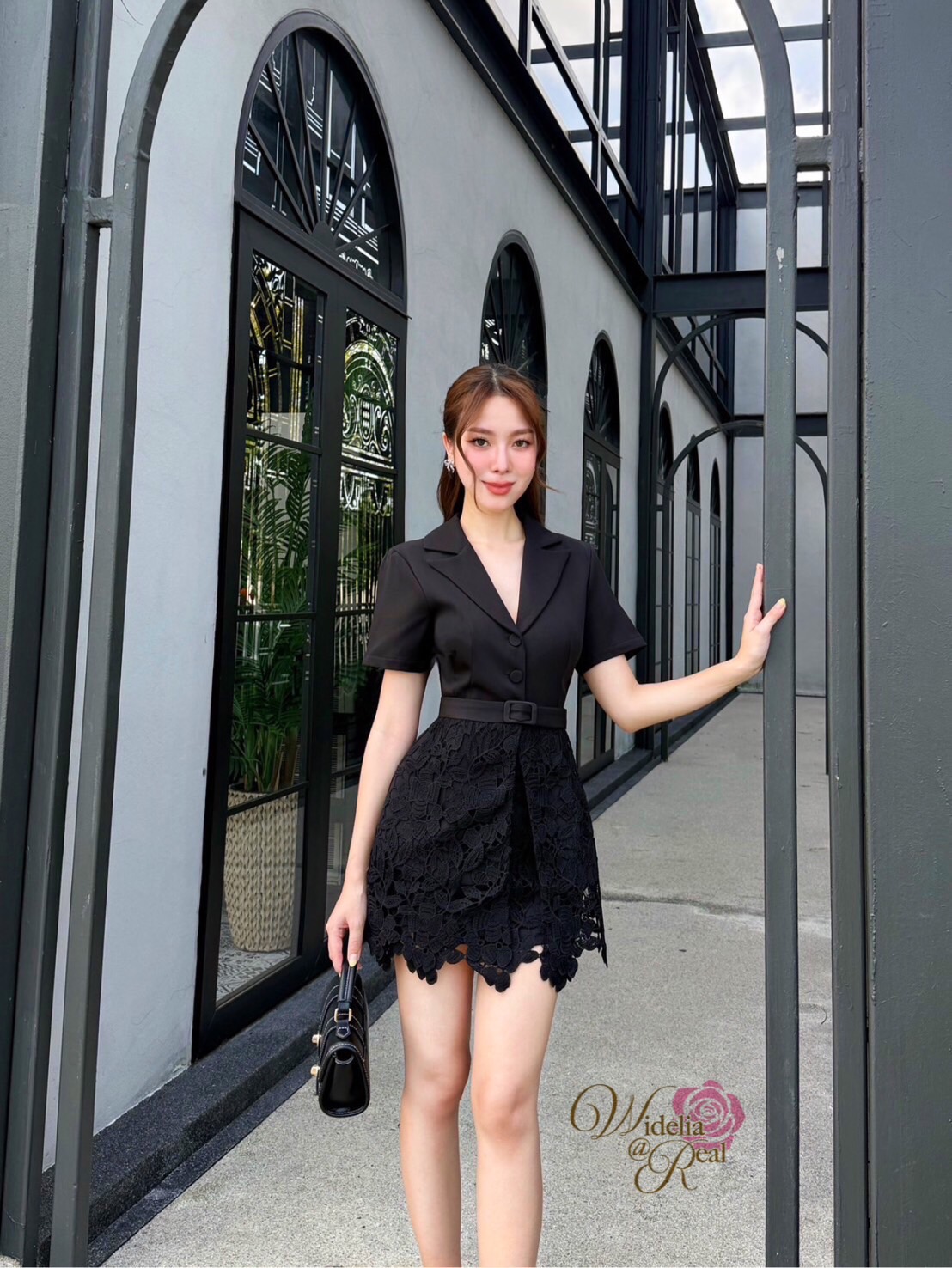 Korea Set 3ชิ้น เสื้อเบเซอร์ตัวยาว+กระโปรงสั้น+เข็มขัด 1 เส้น (ดำ)