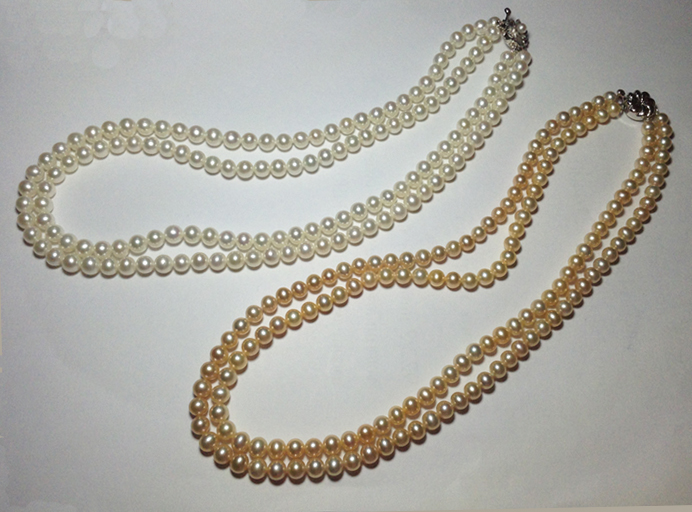 สร้อยคอไข่มุกแท้ 5-6 มิล กลม มีสีขาวและสีโอรส ร้อยแบบ 2 เส้น