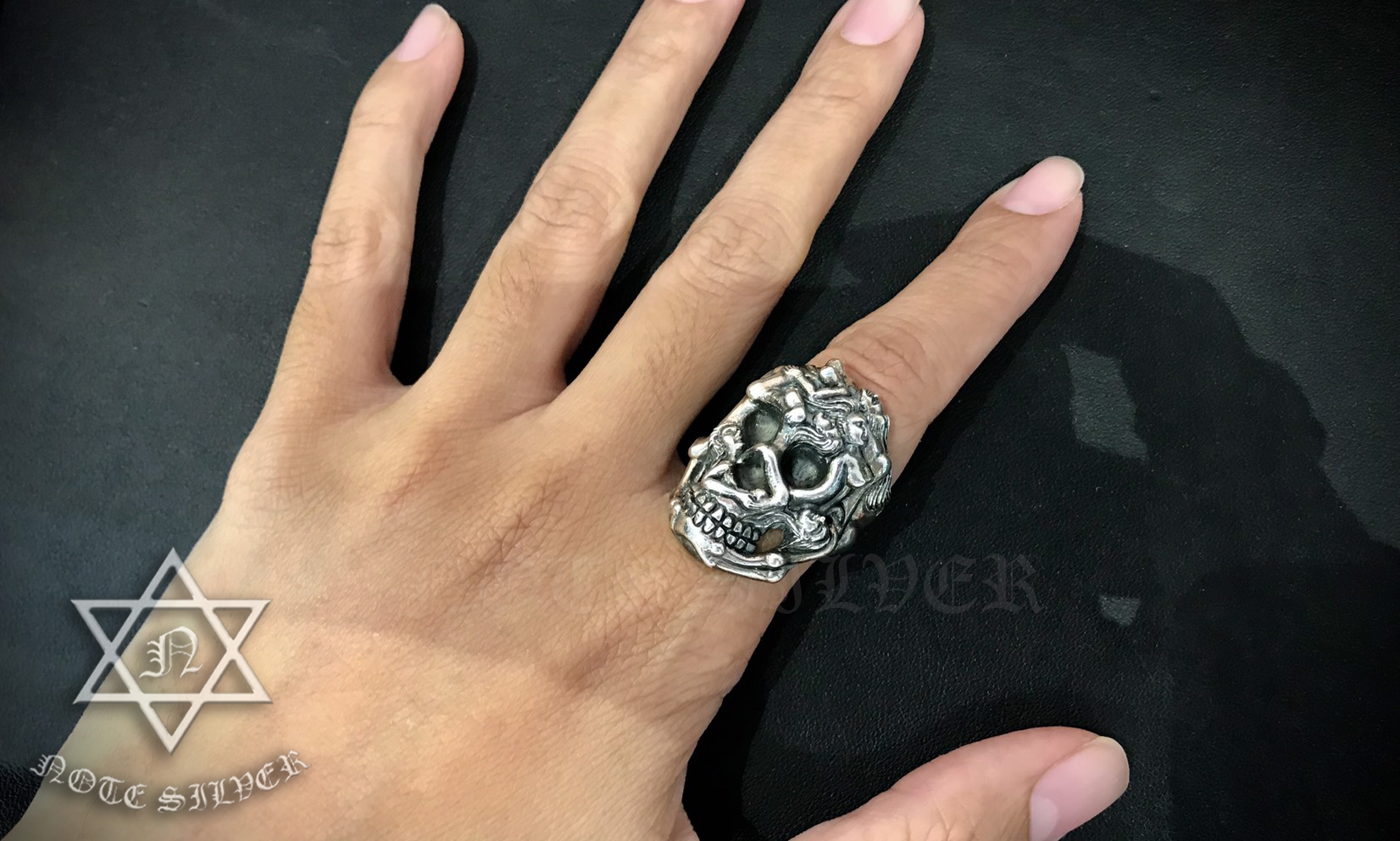 แหวนกะโหลกเงินแท้ รูปร่างมนุษย์ Sterling Silver 925 NSRG852
