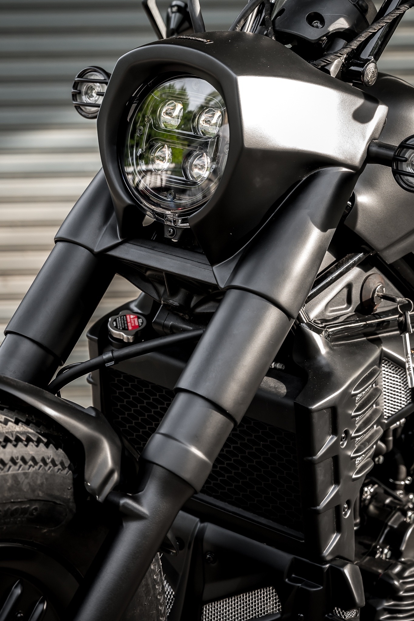 ชุดแต่ง NEW MOTOZAAA REBEL 300-500