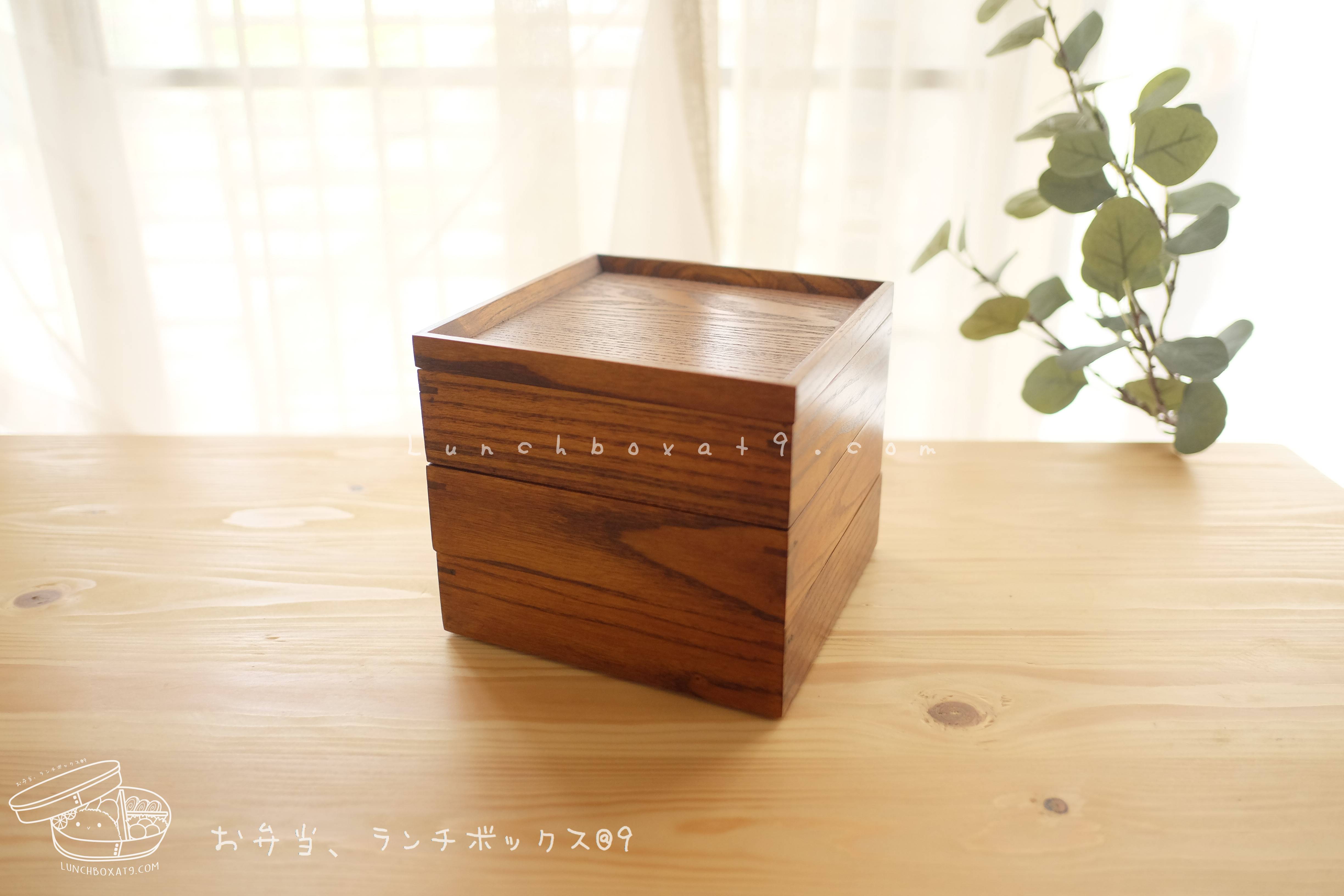 Rectangular 3 stages Lacquered Hemlock Bento Box กล่องข้าวญี่ปุ่นสี่เหลี่ยมสีไม้คลาสสิค 3 ชั้น