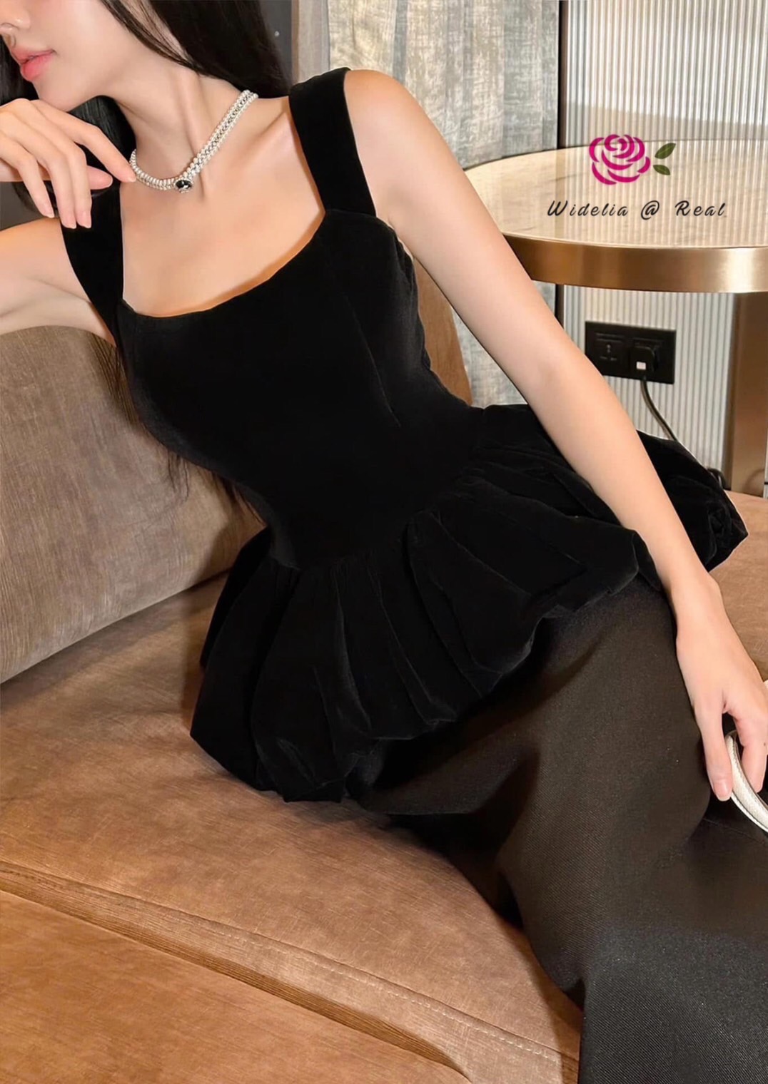 Korea Set เสื้อสายเดี่ยวกับกระโปรงยาว ตัวเสื้อผ้ากำมีหยี่