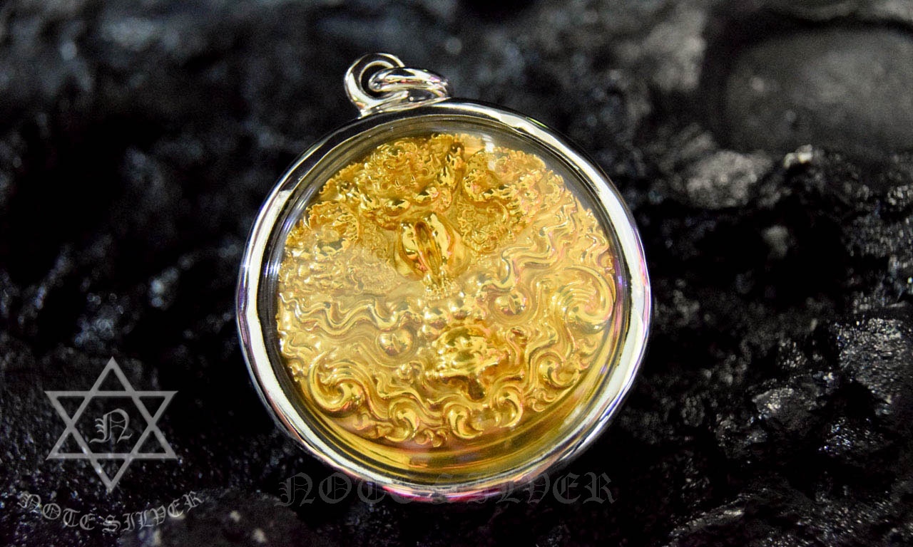 เลี่ยมกรอบพระ ผ่าหวาย ตามทรงพลาสติกแบบกันน้ำ Sterling Silver 925 NSSV1906
