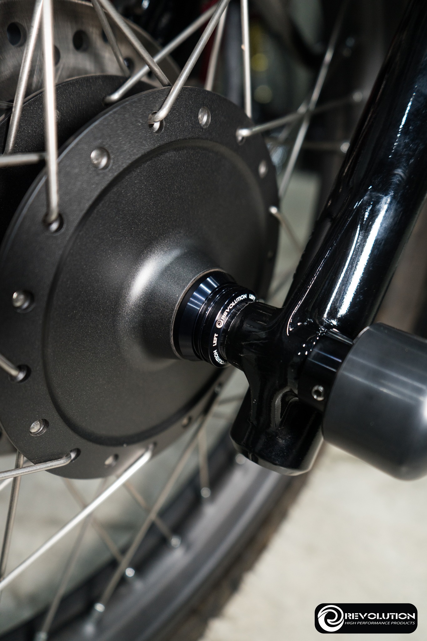 บู๊ชล้อหน้ากลึง CNC REVOLUTION CT-125