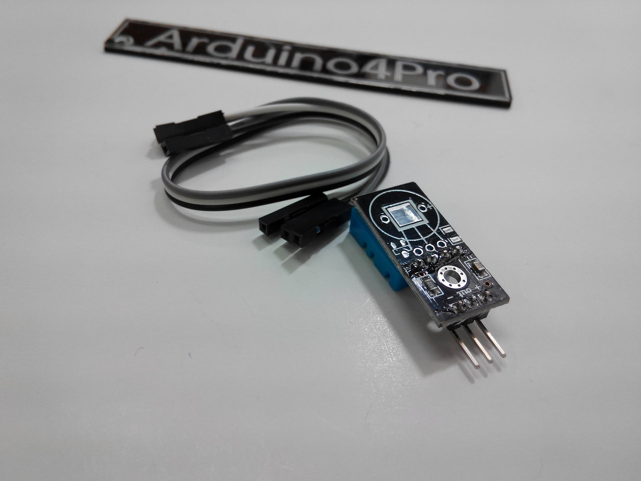 DHT11 Temperature and Relative Humidity Sensor Module With Cable