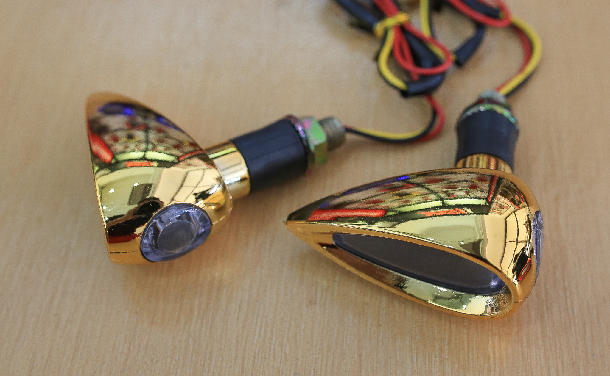 ไฟเลี้ยว ไฟหรี่ มี7สี