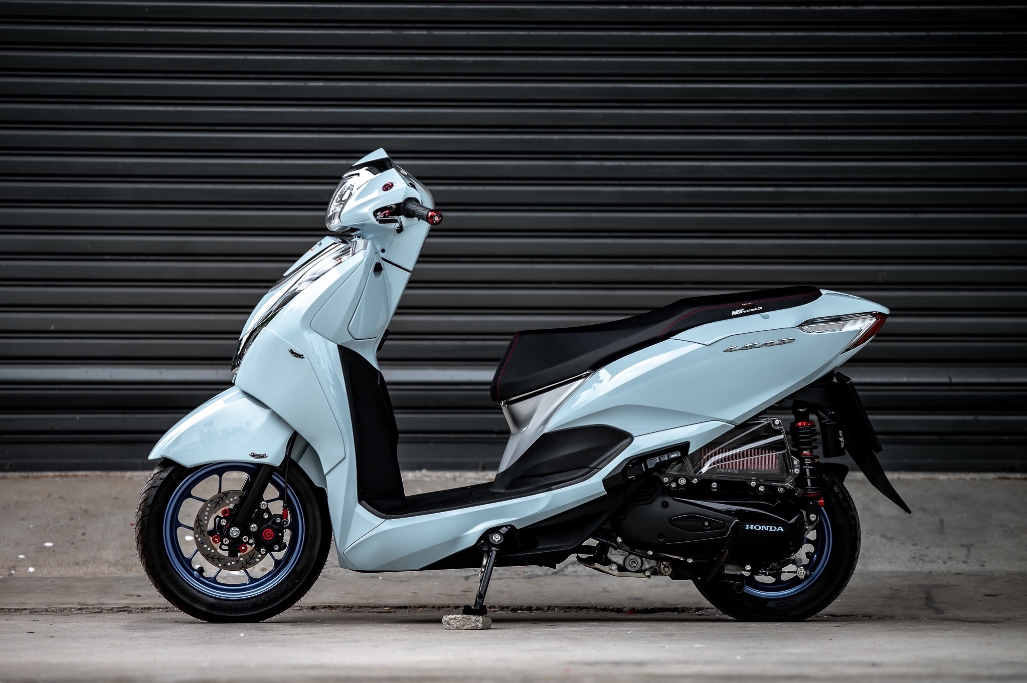 ครอบท้ายปิดรูกันตก Tail fairing cover 1400฿ ( สีพื้นพร้อมพ่น ) 1650฿ ( สีขาว , สีดำ )