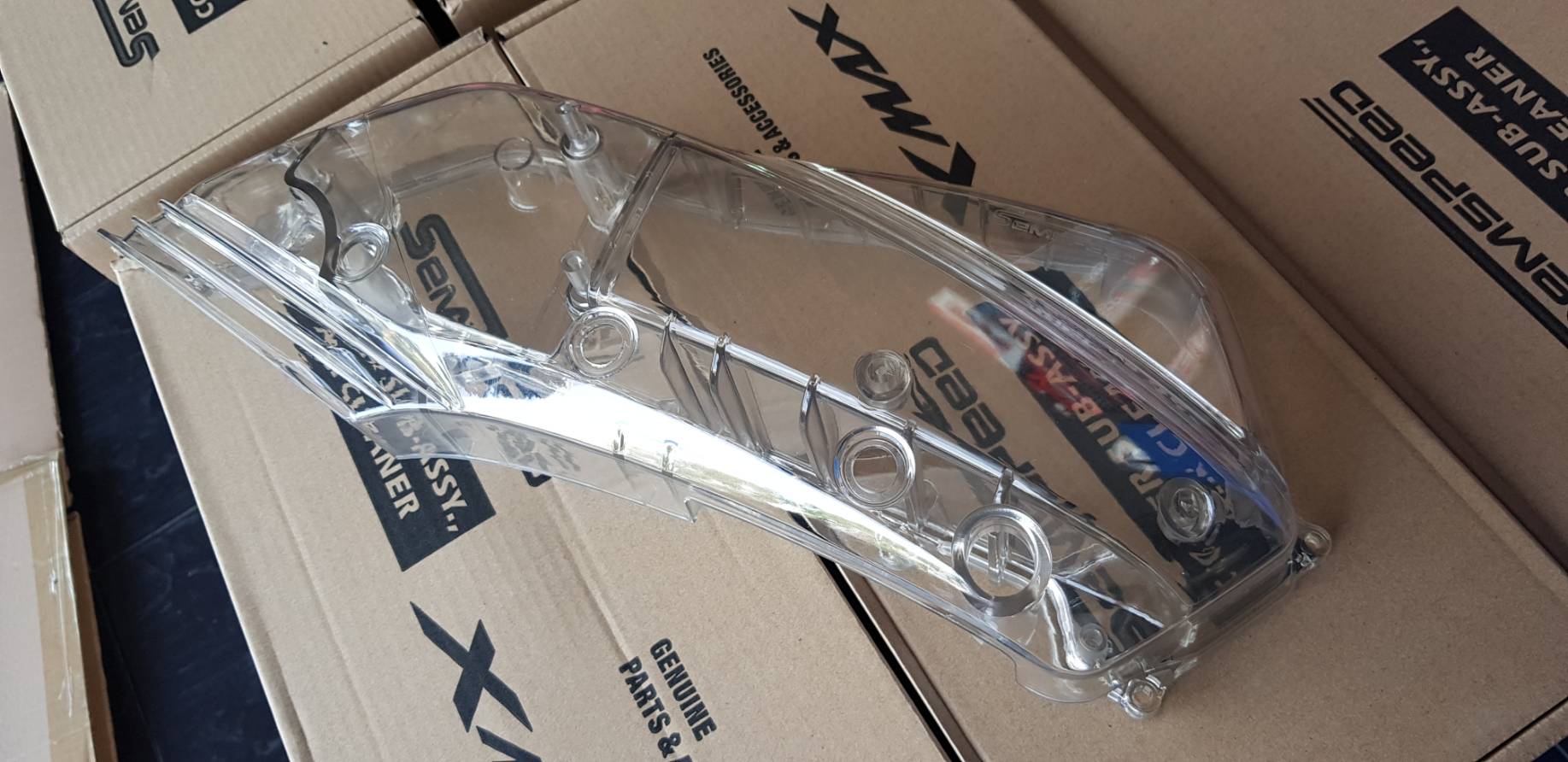 ครอบกรองใส SEMSPEED Yamaha x-max 300 มีสีใส กับชา