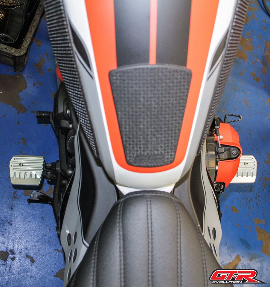 พักเท้าหน้า HONDA REBEL 300-500 GTR ราคา1550