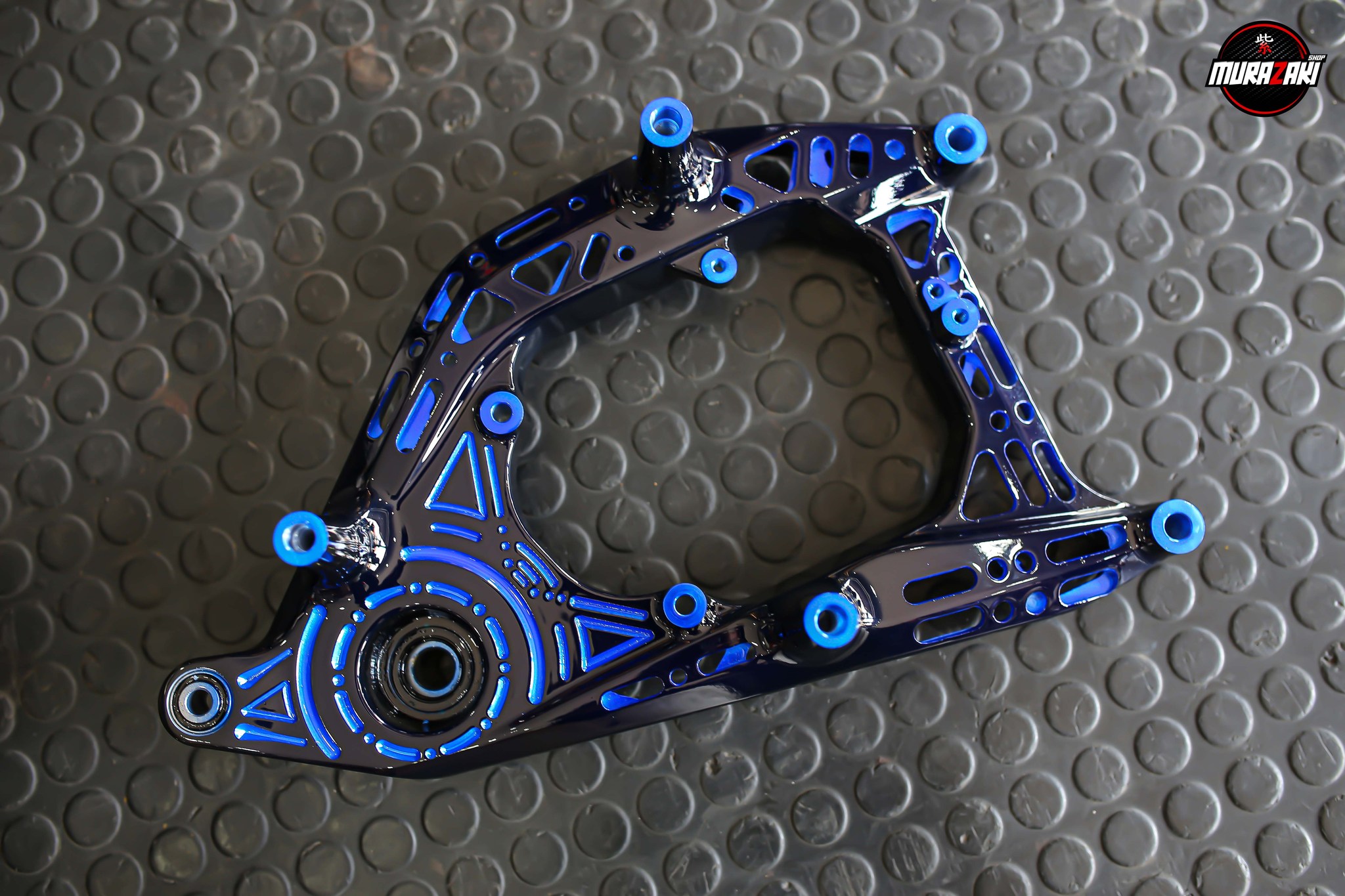 สวิงอาร์มเจาะทำสีทูโทน FORZA350 ราคาสับ1900ขายขาด4300