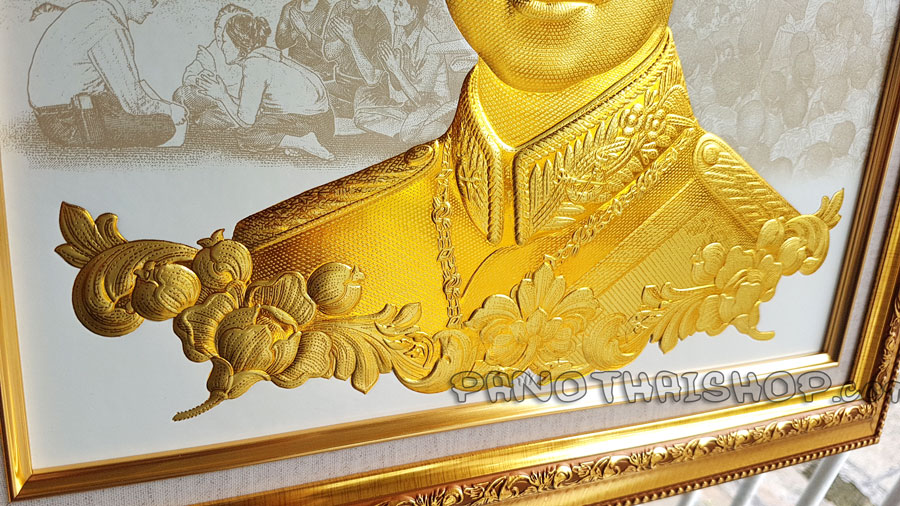 กรอบรูปในหลวงพิมพ์นูน 3 มิติเคลือบทอง ลายทรงพระยศ