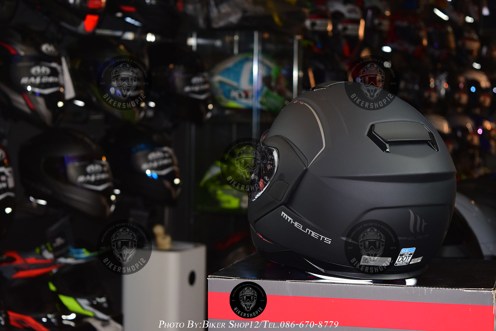 หมวกกันน็อคMT รุ่น ATOM SV (ยกคาง) สี ดำด้าน