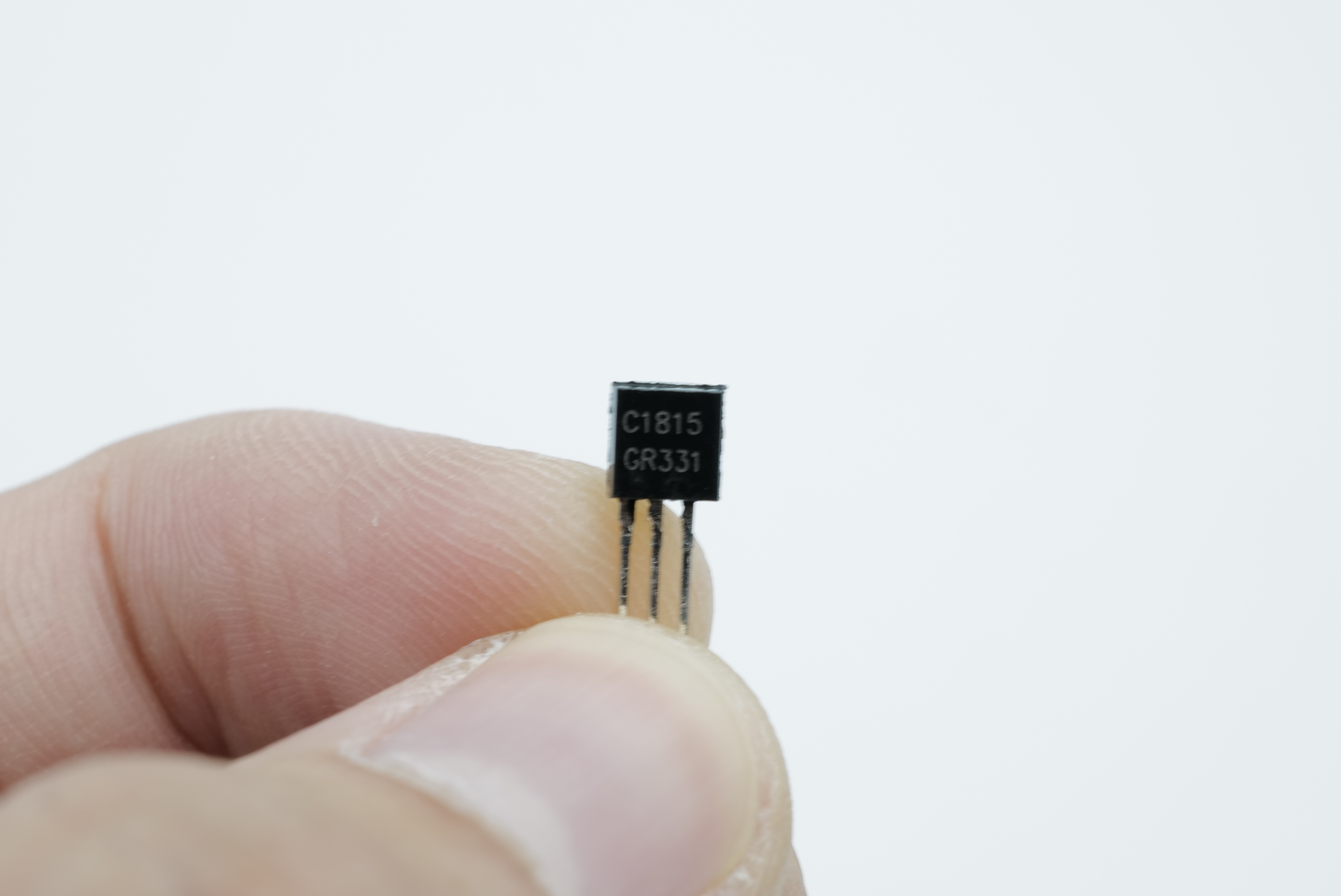 C1815 NPN transistor