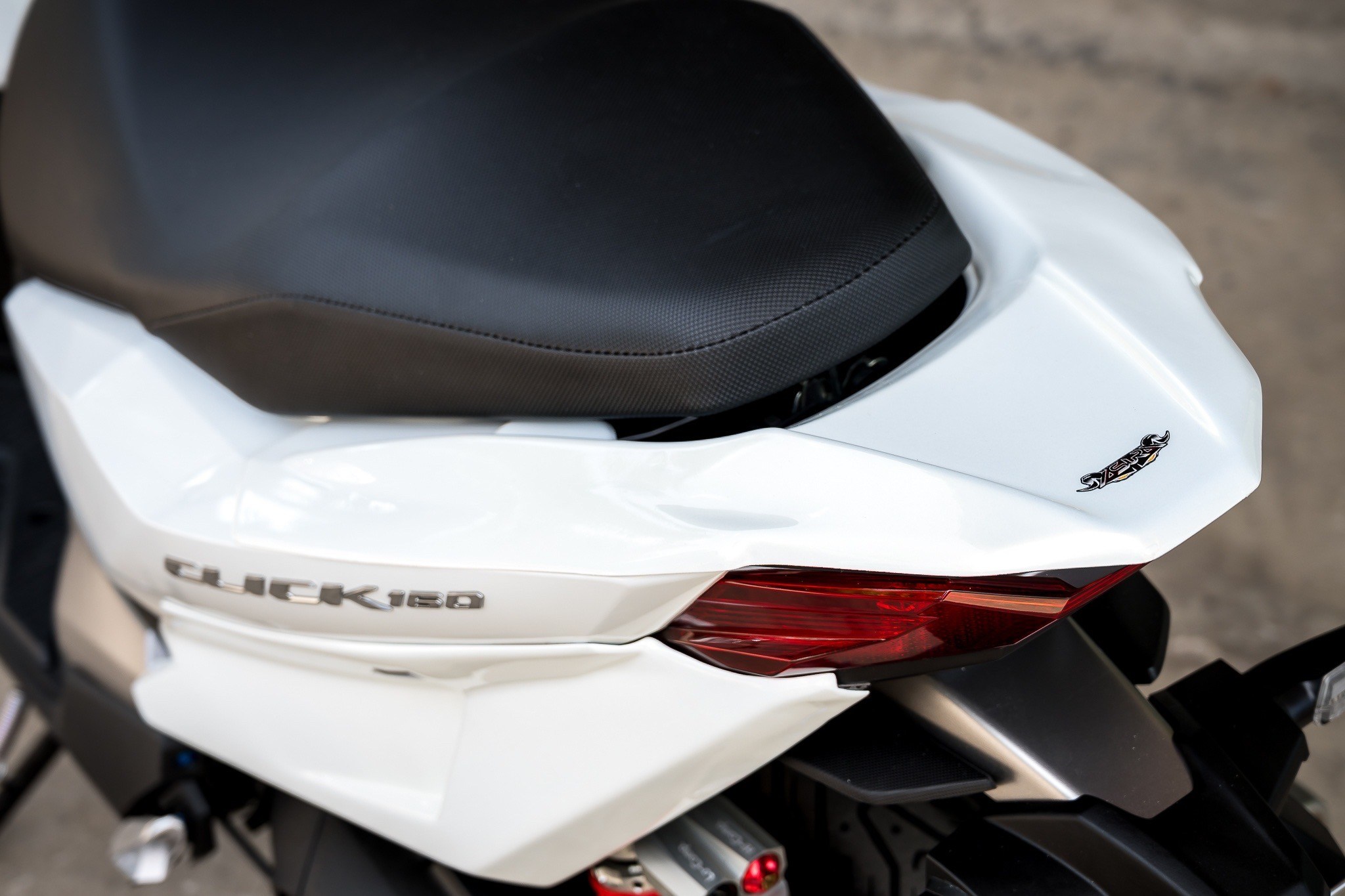 แผ่นปิดท้าย AsurA Click160 1500฿