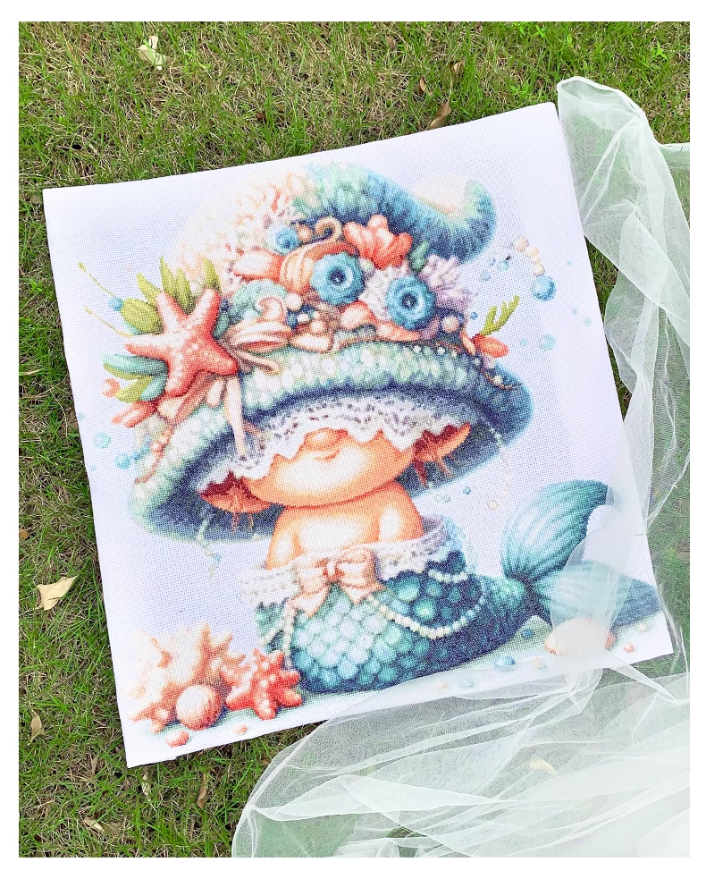 dwarf-1013 *พร้อมส่ง* ชุดปักครอสติช ลายเงือกแคระน้อย (ไม่มีเดินเส้น ผ้า11CTพิมพ์ลาย ปัก 3 เส้นเล็ก) ขนาด 75*75 ซม.ผ้าครอสติช 11CTพิมพ์ลายปักบนผ้า ไหมคอตตอน 62 สี ผังลาย เข็ม