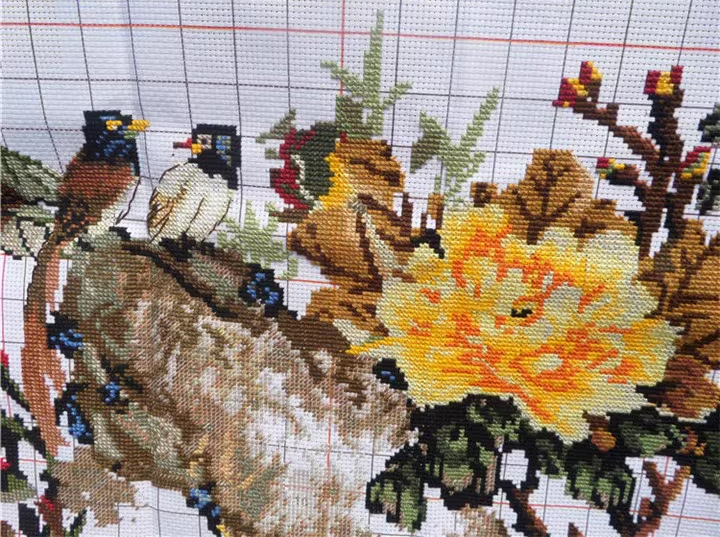 botan-1034 *พร้อมส่ง* ชุดปักครอสติช ลายนกคู่ในสวนโบตั๋น (ผ้า11CTพิมพ์ลาย ปัก 3 เส้นเล็ก) ขนาด 127*54 ซม.ผ้าครอสติช 11CTพิมพ์ลายปักบนผ้า+ไหมคอตตอน 50 สี+ผังลาย+เข็ม