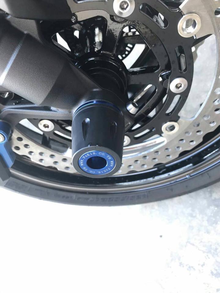 แกนล้อหน้ากันล้ม KAWASAKI Z900 FAKIE