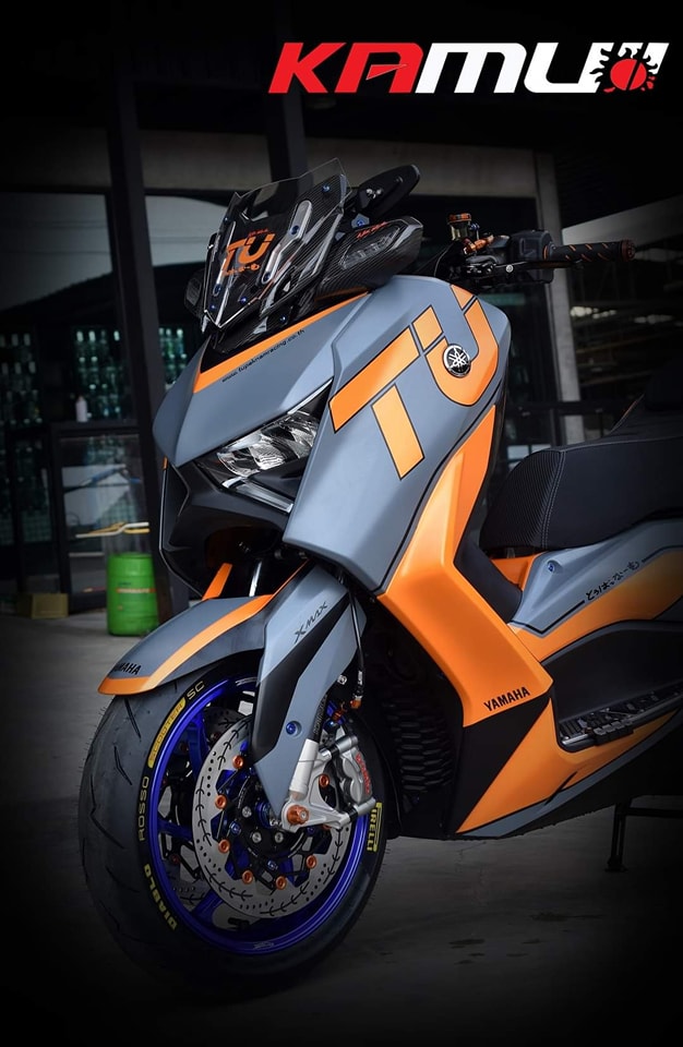 จานดิสก์xmax จานหน้าขนาด 300 มิล Power-Slot V.1-V.5 จานหลังขนาด 245 มิล Power-Slot V.1-V.5 ข้อดีของจาน Floating - ใส่ปั๊ม Brembo ไม่ติดหมุด ไม่ต้องตัดผ้าเบรค - จับหน้าผ้าเบรคได้เต็ม เบรคระยะสั้นลง - มีความสวยงาม แข็งแรง ทนทาน -จานดิสก์ สแตนเลส 410DB ผ่านก