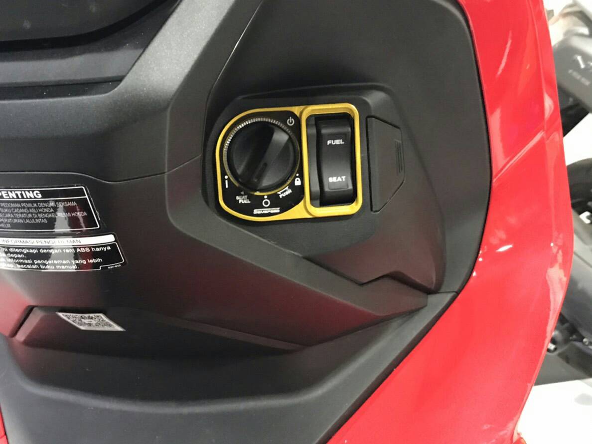 ฝาครอบสวิทกุแจ Honda ADV 150 SEMSPEED