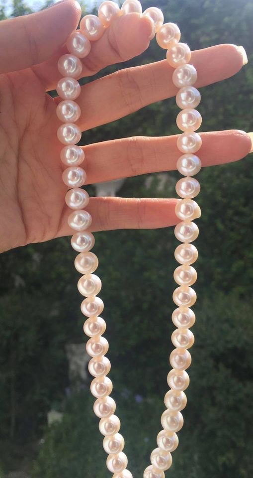 สร้อยคอไข่มุกแท้ สวย เงา top grade พร้อมตัวเกี่ยวผึ้งน้อย สวย น่ารักมากๆค่ะ