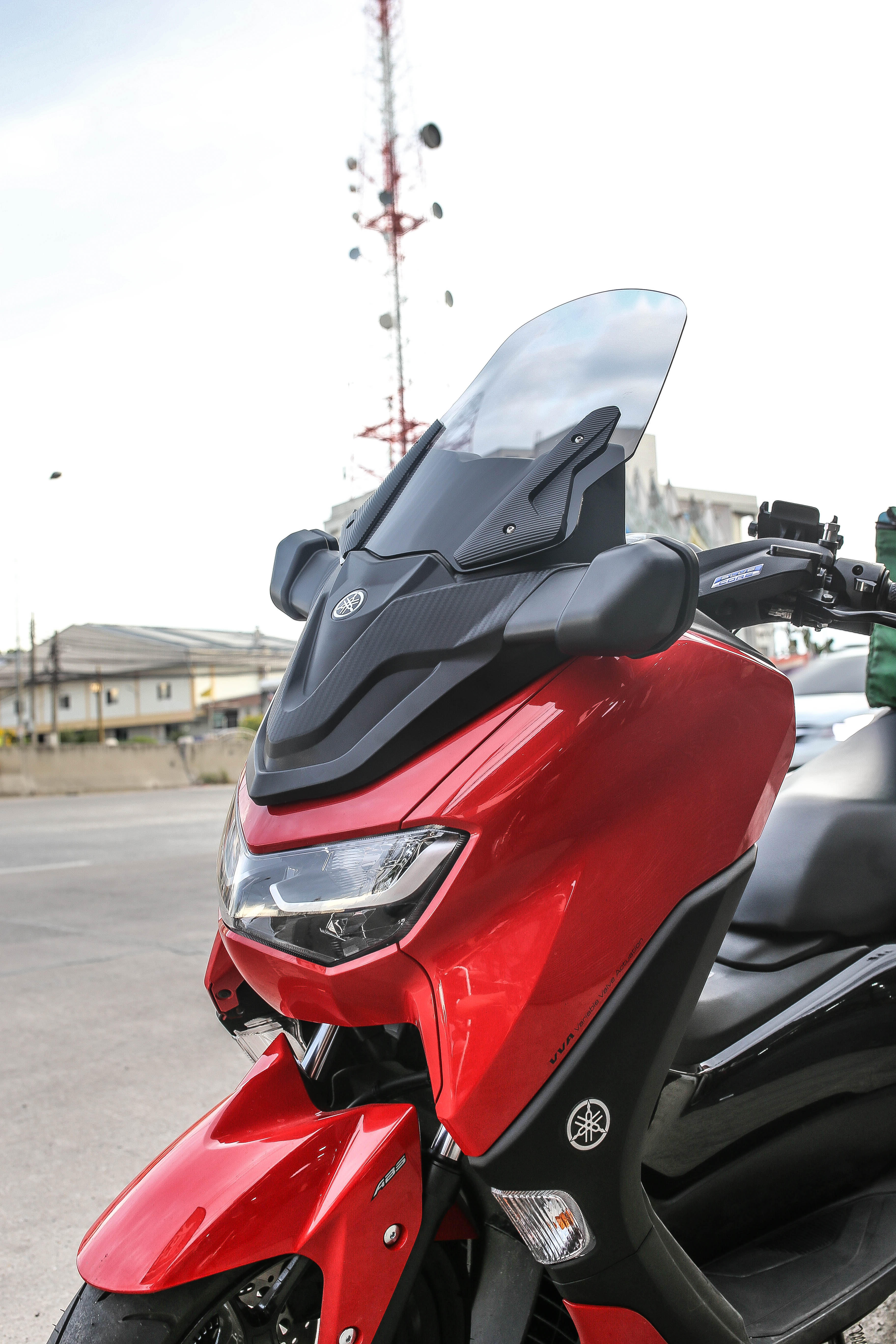 ชิวหน้าทรงสปอร์ต แบบมีกระจกมองข้างในตัว Yamaha nmax 2021 ถึง 2023 - 2,150/set - วัสดุพลาสติก ABS ฉีดขึ้นรูปพร้อมกระจกเงา - สำหรับรุ่น NMAX 2020-2023