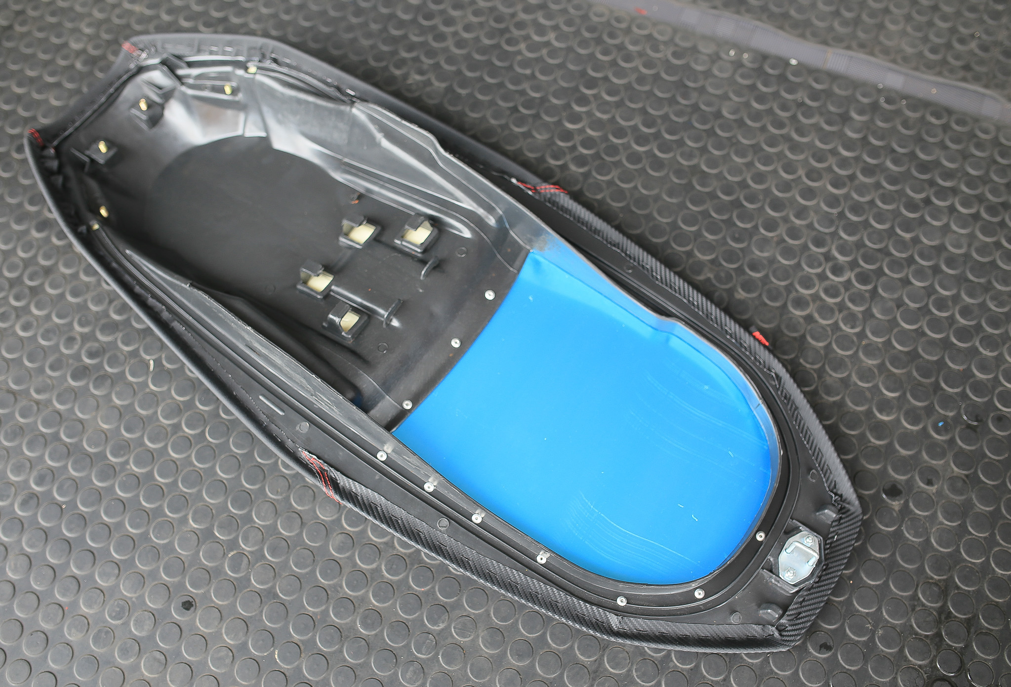 ✅เบาะทรง sport มีหมอนคาร์บอน ราคา 4500 บาท ✅เบาะทรง sport มีหมอนไม่มีคาร์บอน ราคา 4000 บาท ✅เบาะ 2 ตอน ราคา 3500 บาท ✅เบาะทรงกระดาน ราคา 3500 บาท