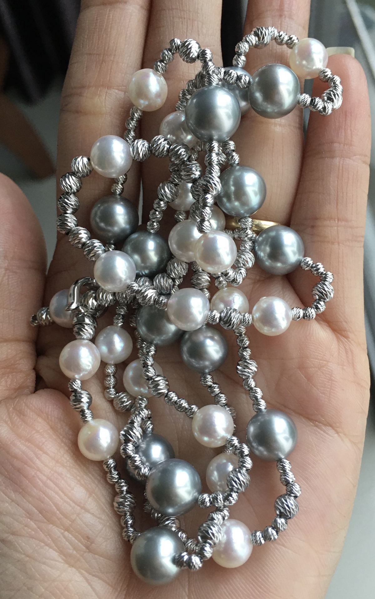 สร้อยคอไข่มุก south sea และ ไข่มุก Akoya japan ขนาด 9-10,7-7.5 มิล ร้อยสลับเม็ดเงินแท้ ความยาว 32 นิ้ว