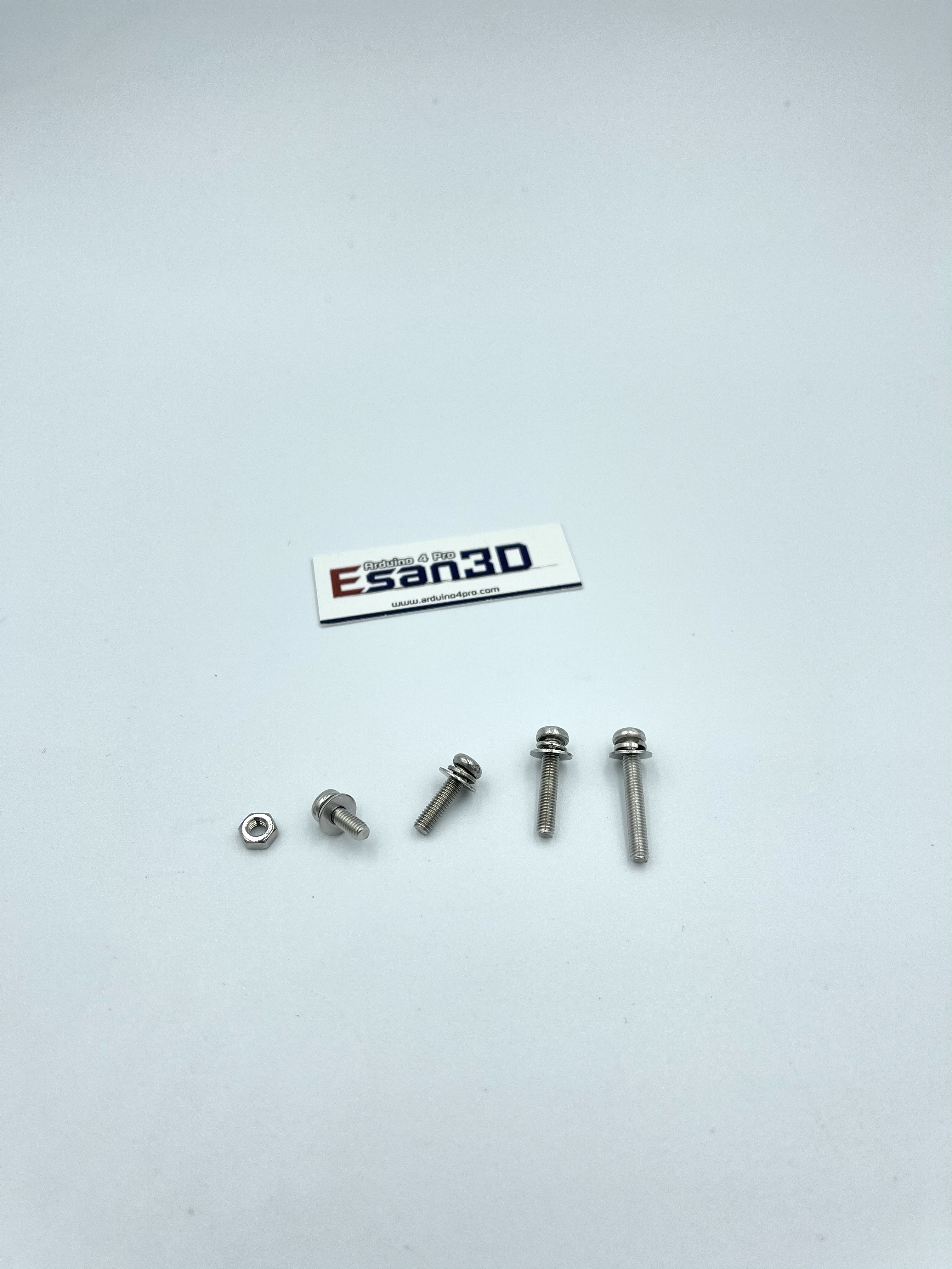 สหรูหัวแฉกพร้อมแหวน (Pan jead screws with flat washers)