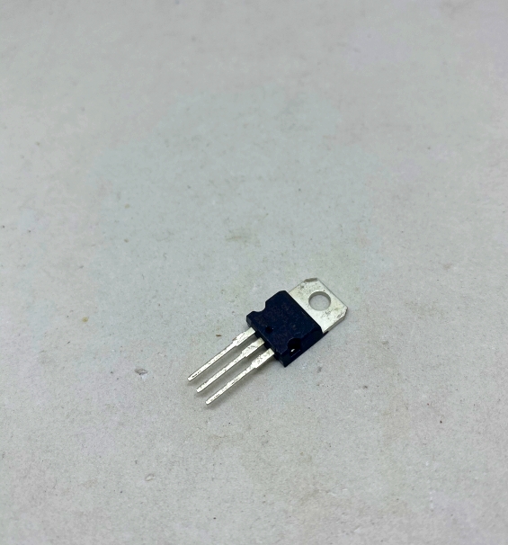 LM317 adjustable linear voltage regulator
