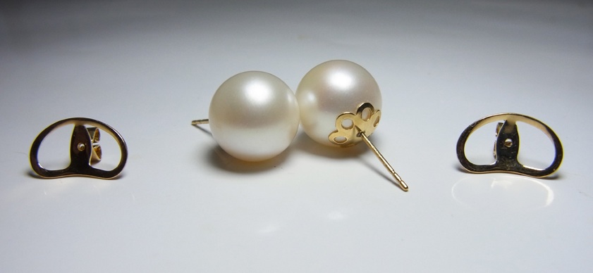 ต่างหูไข่มุกแท้น้ำจืด 11-12 มิล กลม ก้านทอง 18k ไข่มุกขนาดใหญ่ค่ะ