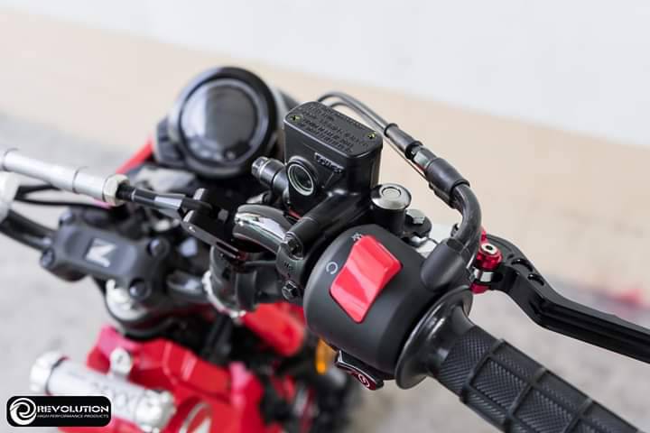 น็อตปิดรูกระจก REVOLUTION ใส่ได้ทุกรุ่น โอลิง10MM ราคา250