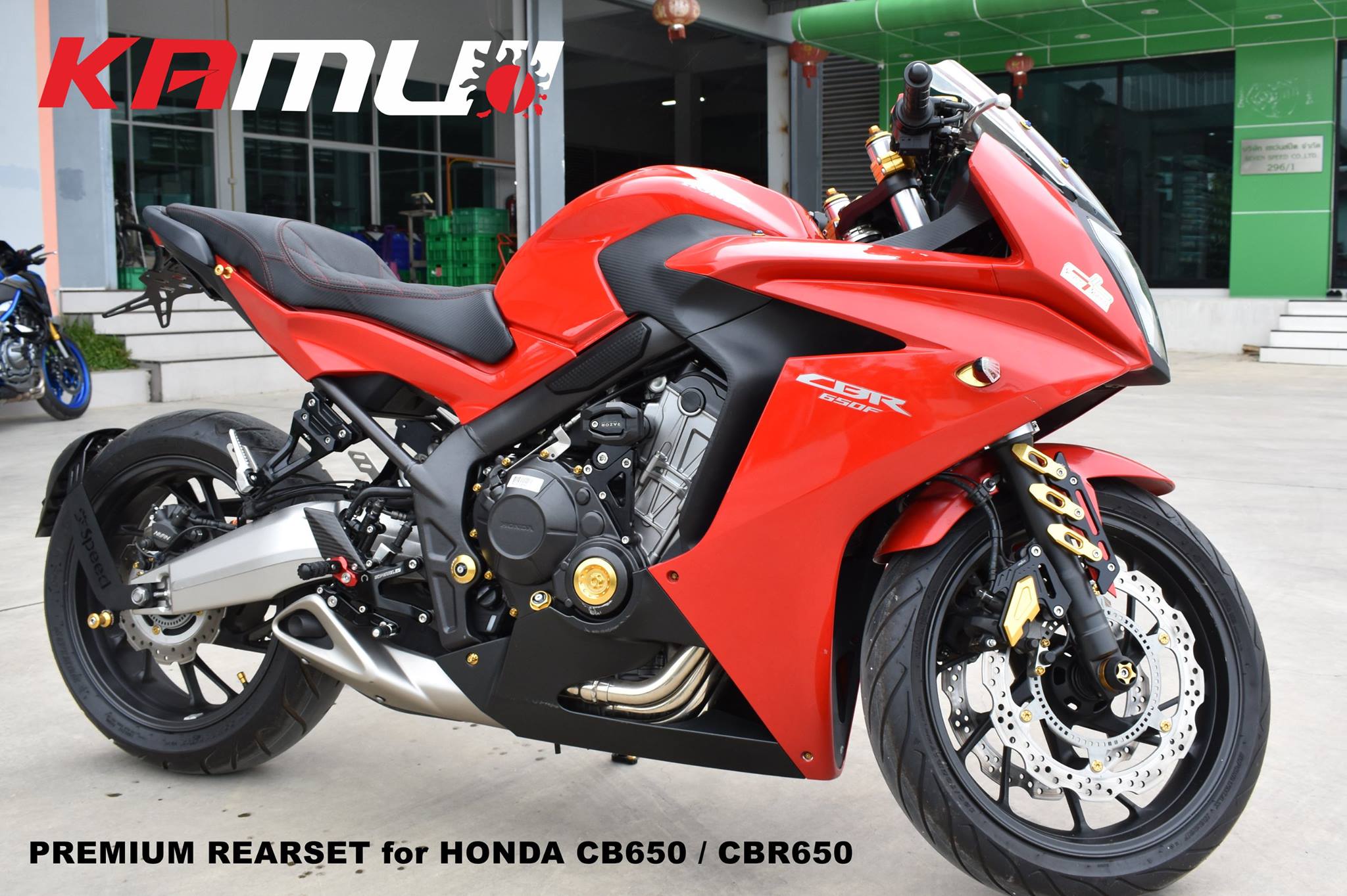 ชุดเกียร์โยง CNC พรีเมี่ยม สำหรับ Honda CB/CBR 650 ชุดเกียร์โยงจาก Kamui - ผลิตจากวัตถุดิบคุณภาพสูง - ด้วยกรรมวิธี 3D ทำให้ชิ้นงานมีความละเอียดสวยงาม - มีความสวยงาม แข็งแรง ทนทาน - ใช้น็อตสแตนเลสทุกชิ้น - แป้นพักเท้าสีแดง โดดเด่น สามารถปรับตำแหน่งได้ถึง 8