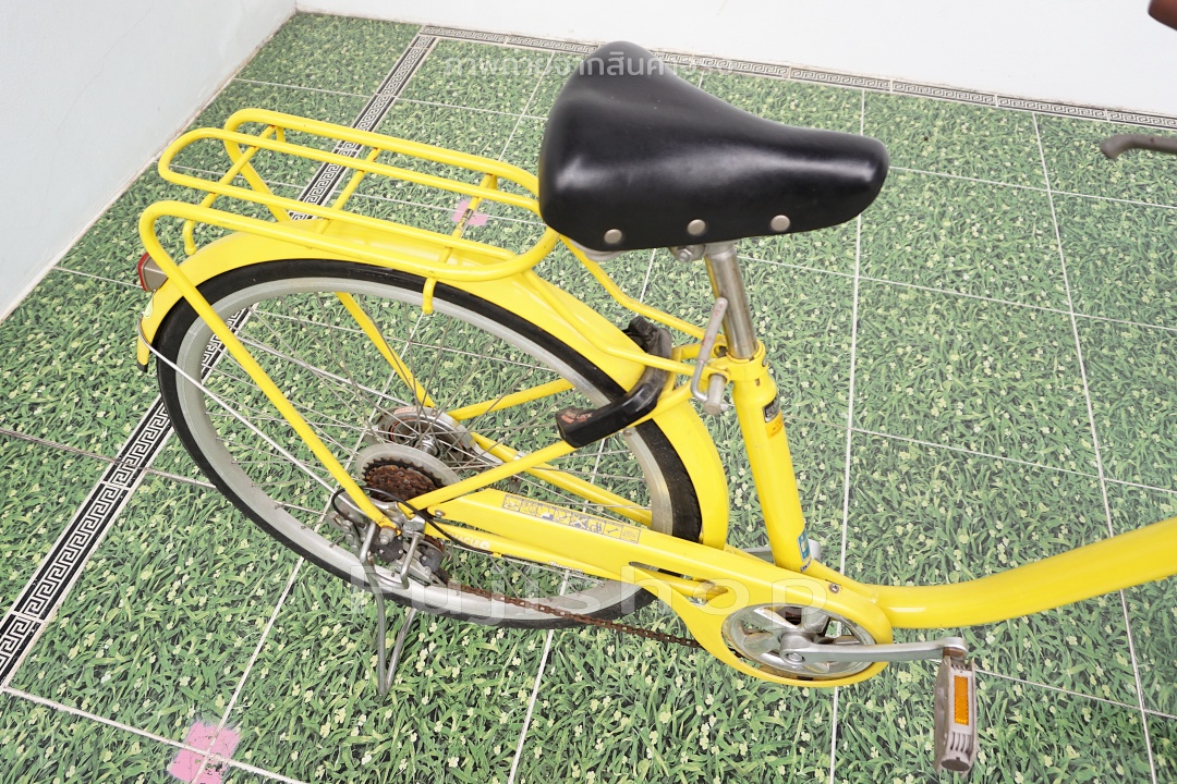 จักรยานแม่บ้านญี่ปุ่น - ล้อ 26 นิ้ว - เกียร์ 6 สปีด - ไฟหน้าอัตโนมัติ - สีเหลือง [จักรยานมือสอง]