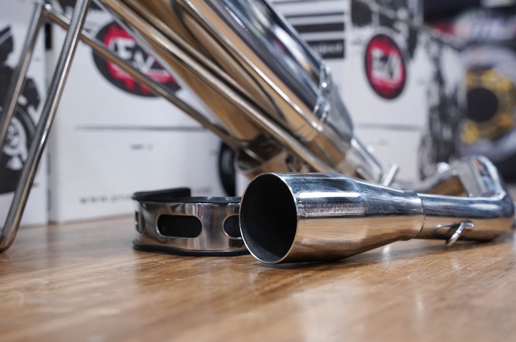 ท่อEVO SPORTS CLICK160 i / Pcx160 ตรงรุ่น มี มอก