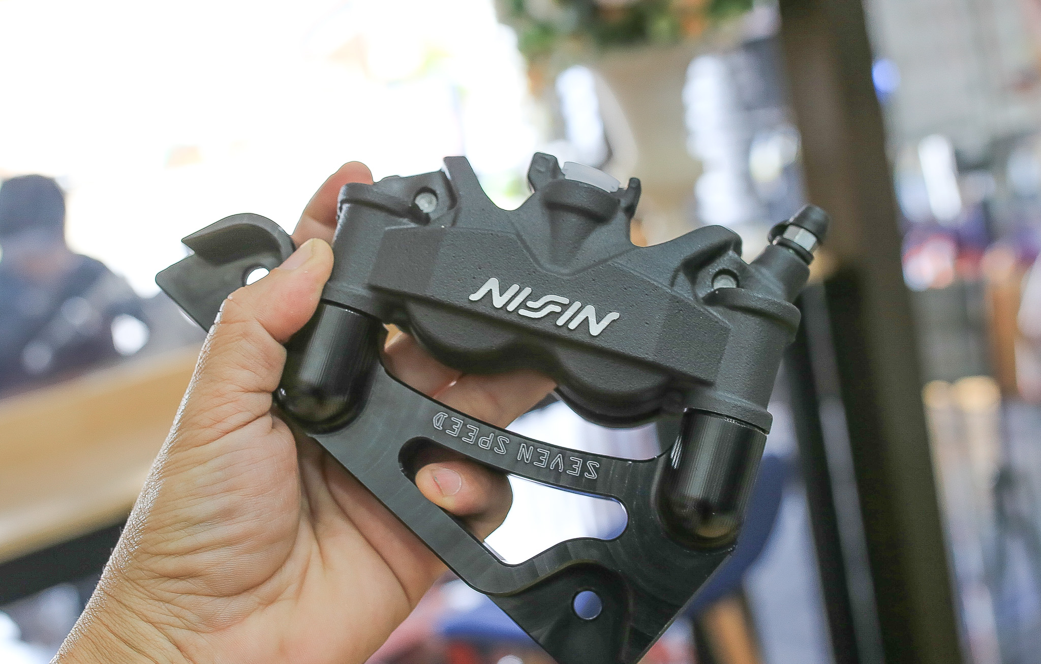 ขาปั้ม AEROX จาน 230-267 mm ปั้ม NISSIN 4 POT 100 มิล KAMUI ราคา1500