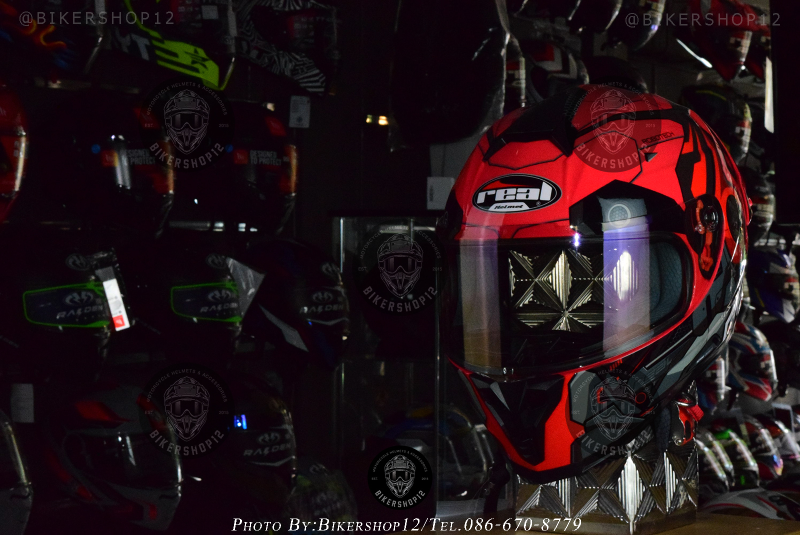 หมวกกันน็อค REAL รุ่น Falcon ลาย Robotech สี ดำ-แดง