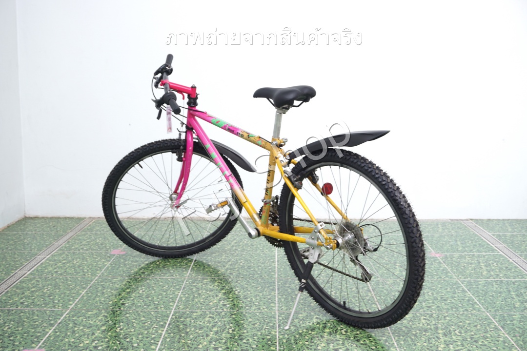จักรยานเสือภูเขาญี่ปุ่น- ล้อ 26 นิ้ว - มีเกียร์ - โครโมลี่ - สีชมพู [จักรยานมือสอง]