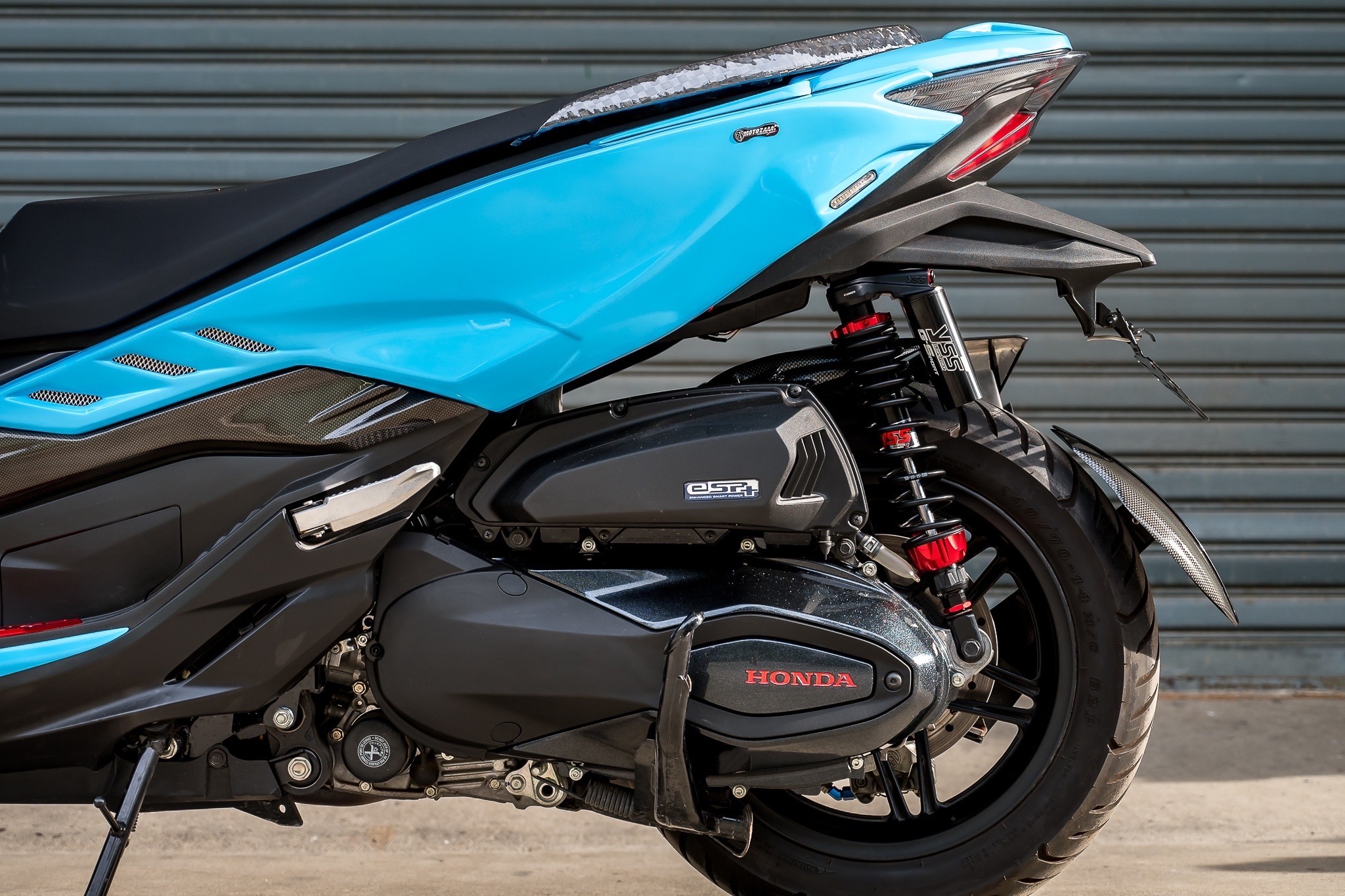 ครอบข้างท้าย MOTOZAAA FORZA 350 ลายฟิมล์ 2500฿ / สีตามตัวรถ 2100฿