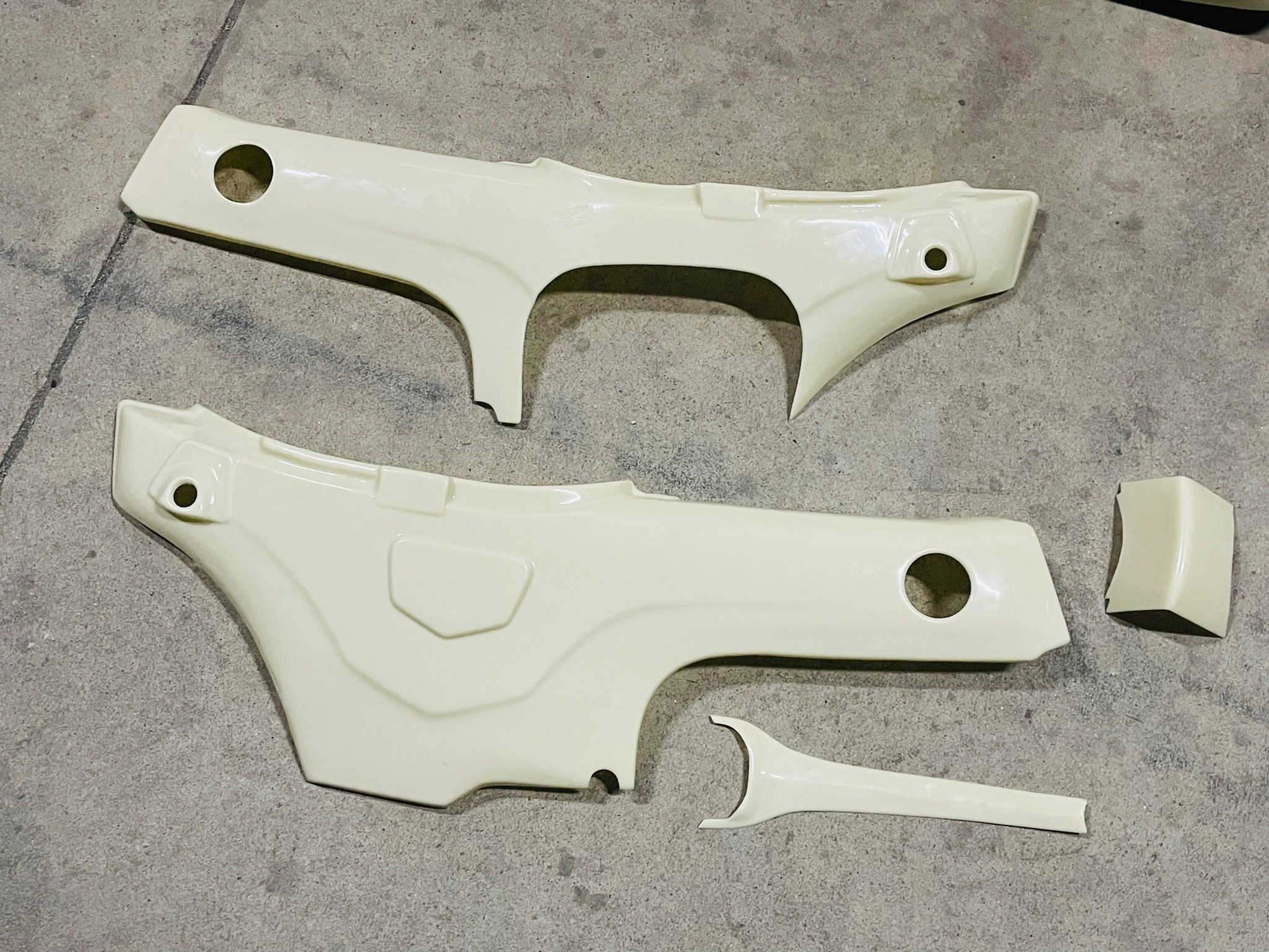 ชุดแฟริ่งเปลี่ยนสีDax125 (4ชิ้น) motozaaa 8900฿