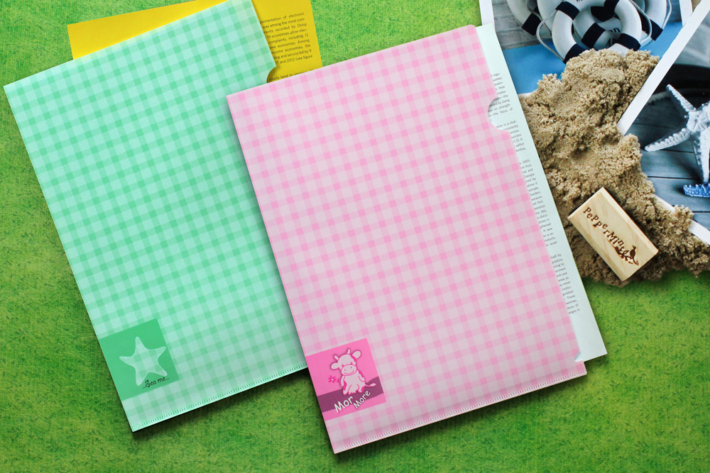 แฟ้มซอง A4 พิมพ์ลายสก็อตคละลาย