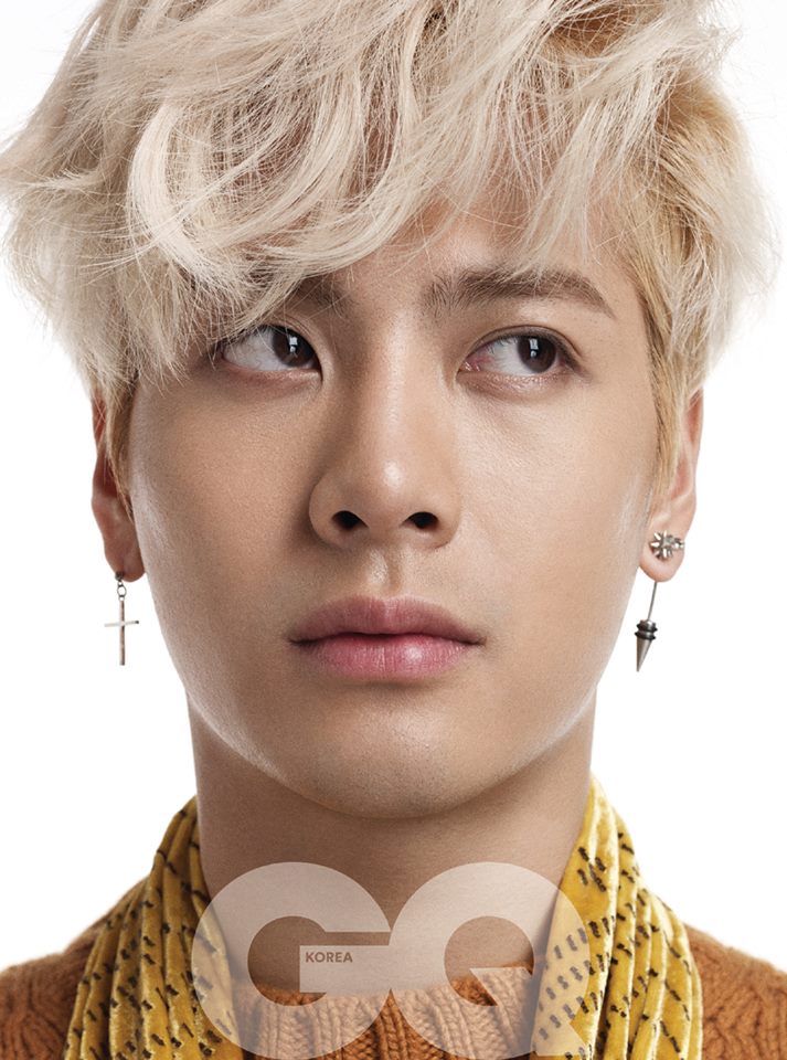 [พร้อมส่ง 2 เล่ม] GQ KOREA : September (2015) (Jackson <GOT7>)