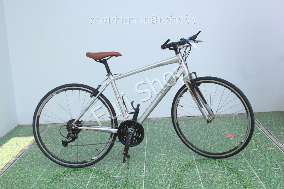 จักรยานไฮบริดญี่ปุ่น - ล้อ 700c - มีเกียร์ - อลูมิเนียม - Specialized Elite Sirrus - สีเงิน [จักรยานมือสอง]