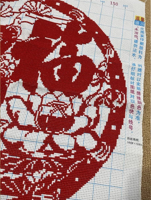 pla-1023 *พร้อมส่ง* ชุดปักครอสติช ลายปลาคู่อวยพรมงคล (ไม่มีเดินเส้น ไม่มีผังลาย ปักสีเดียว ผ้า11CT พิมพ์ลาย ปัก 3 เส้นเล็ก) ขนาด 46*46 ซม.ผ้าครอสติช 11CTพิมพ์ลายปักบนผ้า ไหมคอตตอนสีแดง เข็ม