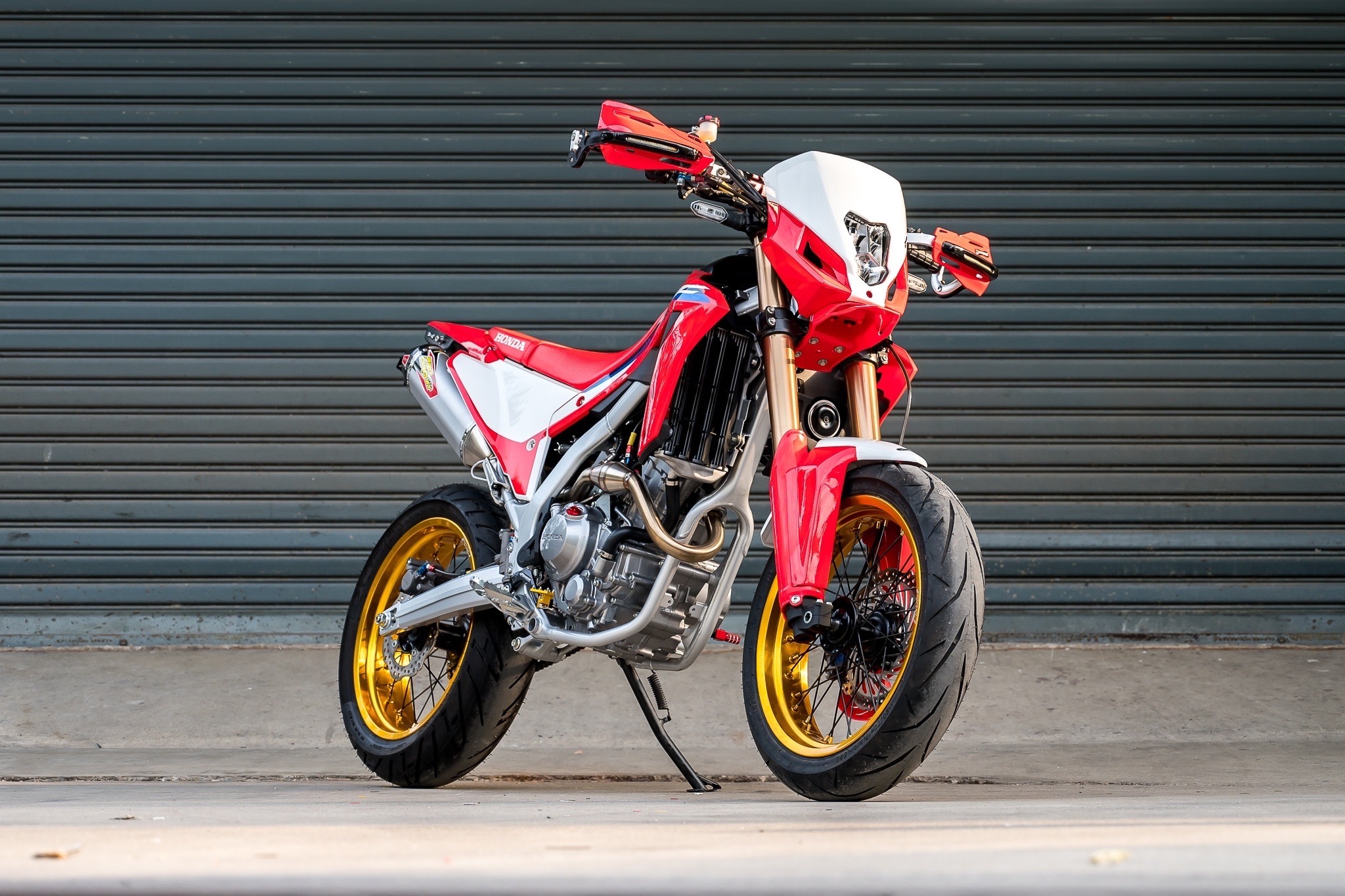 บังโคลนหน้าแต่ง MOTOZAAA CRF300L 2500฿