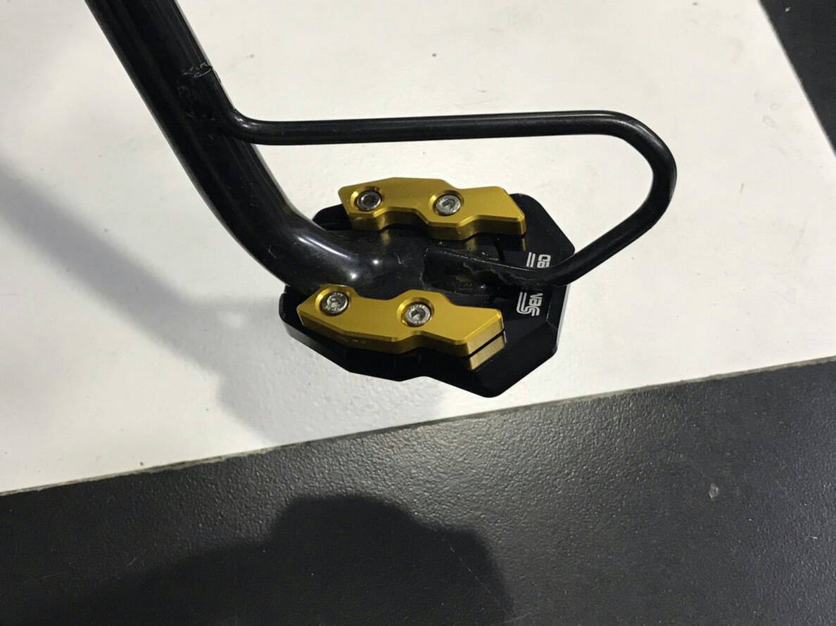 แผ่นรองขาตั้งเดี่ยว ตรงรุ่น Forza300-350/ADV/Pcx/N-MAX2020 click150 AEROX155 2021 150 SEMSPEED