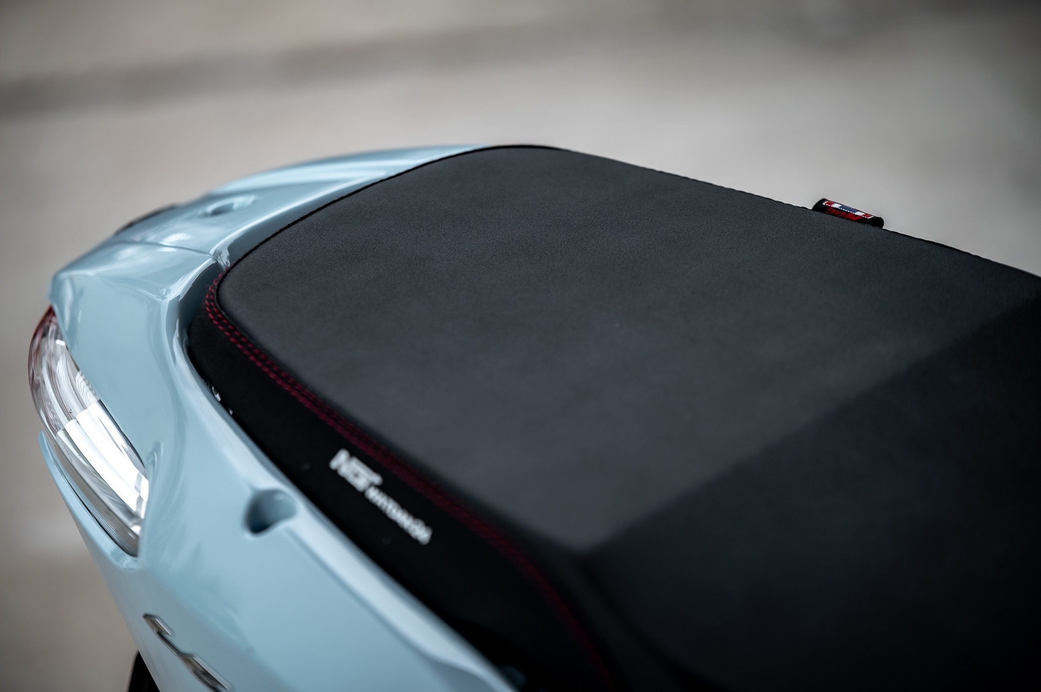 ครอบท้ายปิดรูกันตก Tail fairing cover 1400฿ ( สีพื้นพร้อมพ่น ) 1650฿ ( สีขาว , สีดำ )