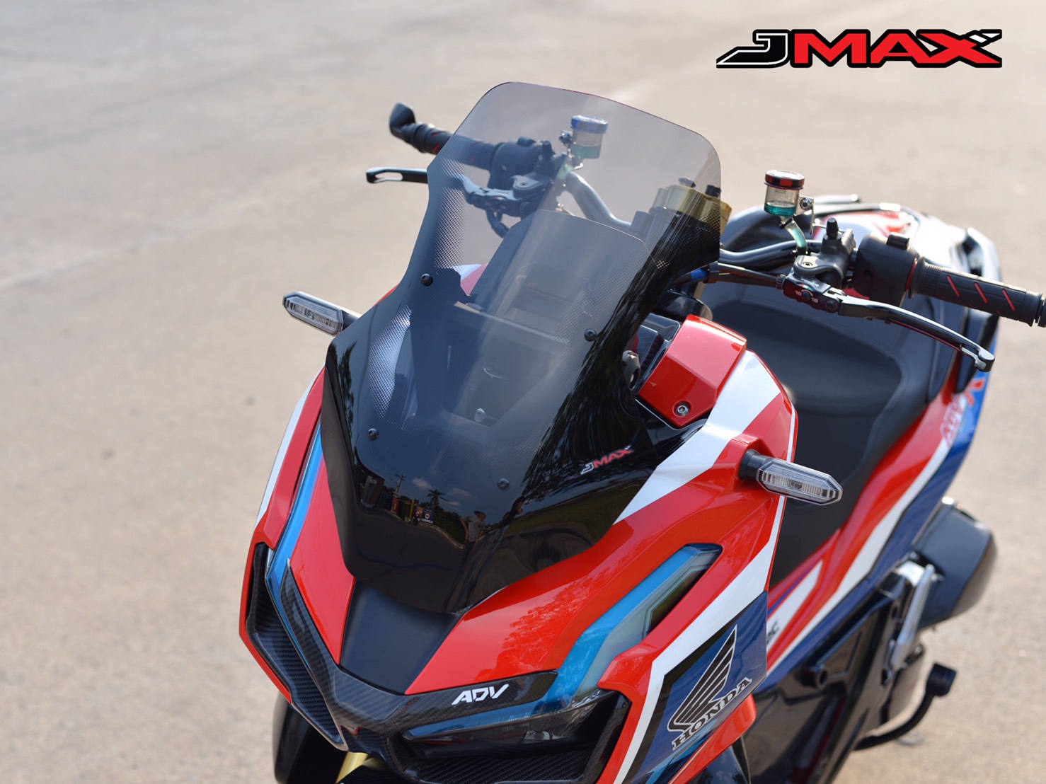 ชิวหน้า two tone v1 j-max HONDA ADV 150 ราคา1190