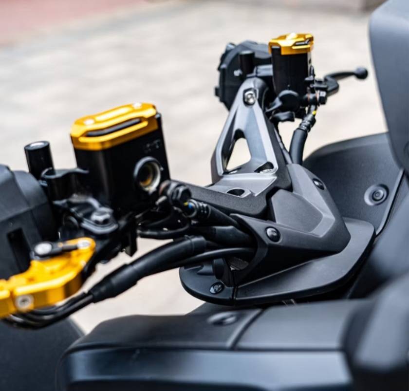 แฮนด์บาร์รถจักรยานยนต์【SEMSPEED】สําหรับ Yamaha XMAX v2 2023-2024 ราคา2450