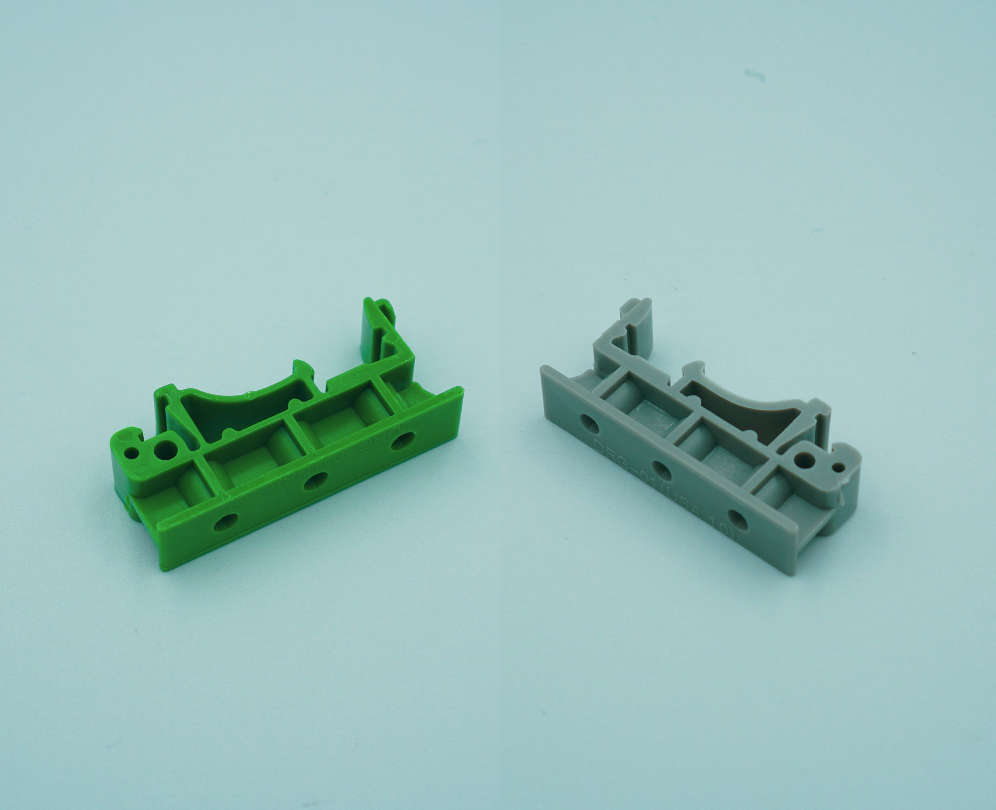 PCB din rail mounting (35 mm)
