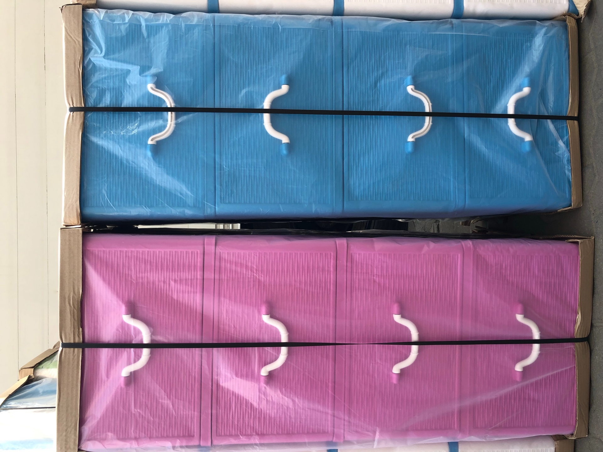 ลิ้นชักหน้าหวาย 4 ชั้น สีหวาน (40*42*104)